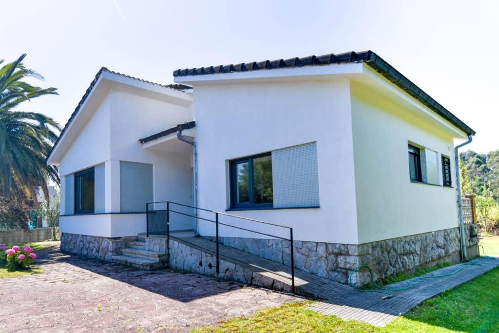 ¡Nuevo! Espectacular casa en la playa de Berria photo 1