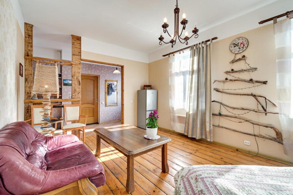 Toma street apartments photo 1