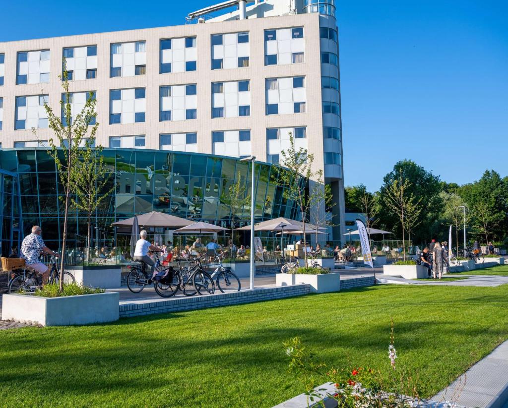 Flonk Hotel Groningen Zuid, BW Signature Collection photo 2