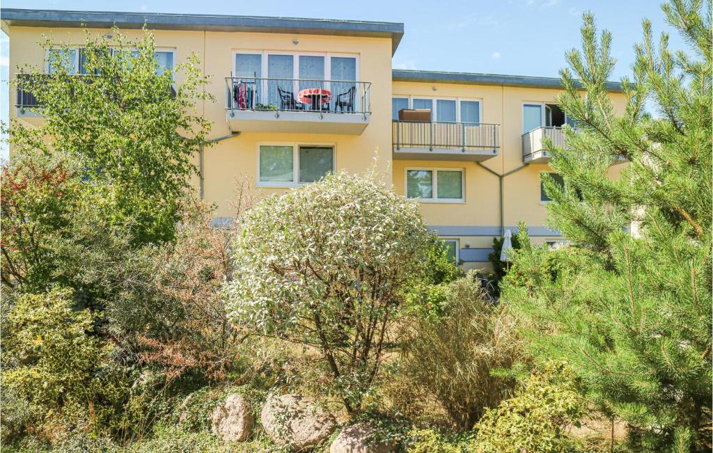 Awesome Apartment In Graal-mritz With 1 Bedrooms And Wifi photo 2
