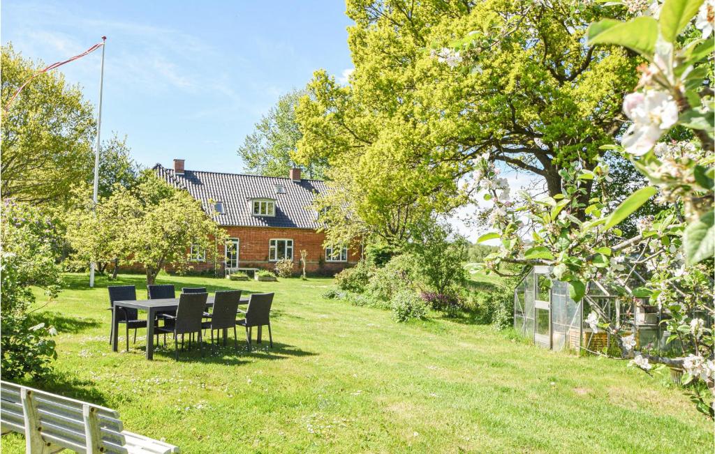 Beautiful Apartment In Skanderborg With 3 Bedrooms And Wifi photo 1