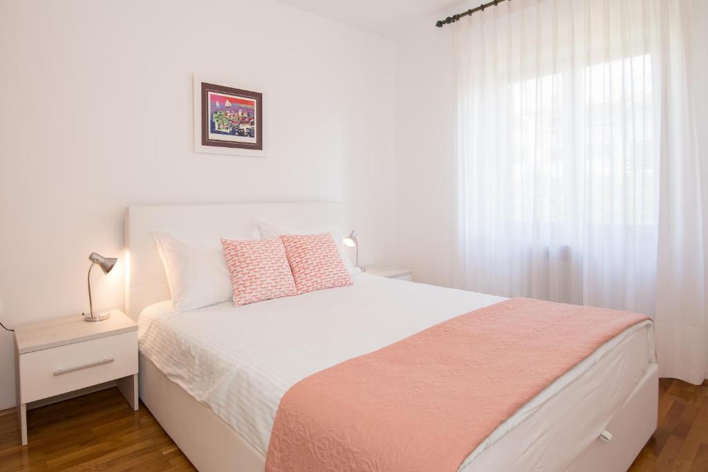 Apartments Palmic photo 2