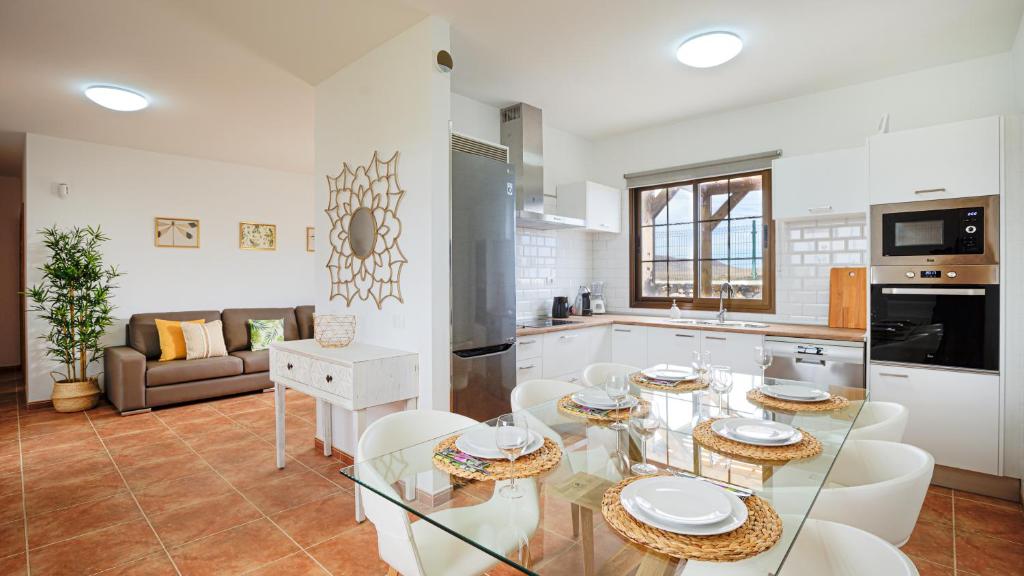 Villa Elena photo 1