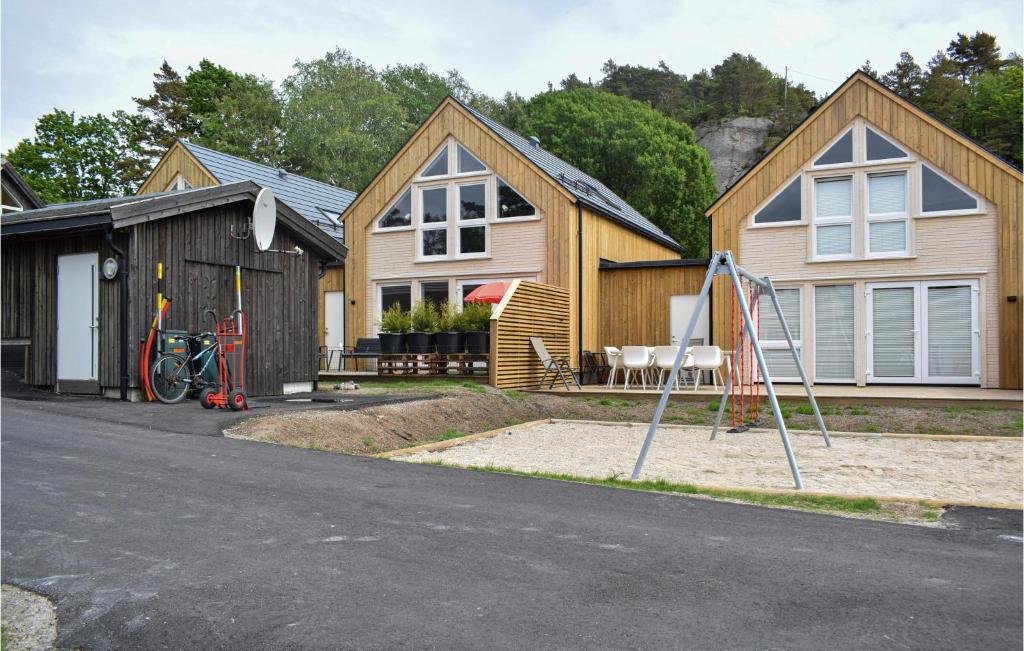 Awesome Home In Sgne With 3 Bedrooms, Wifi And Outdoor Swimming Pool