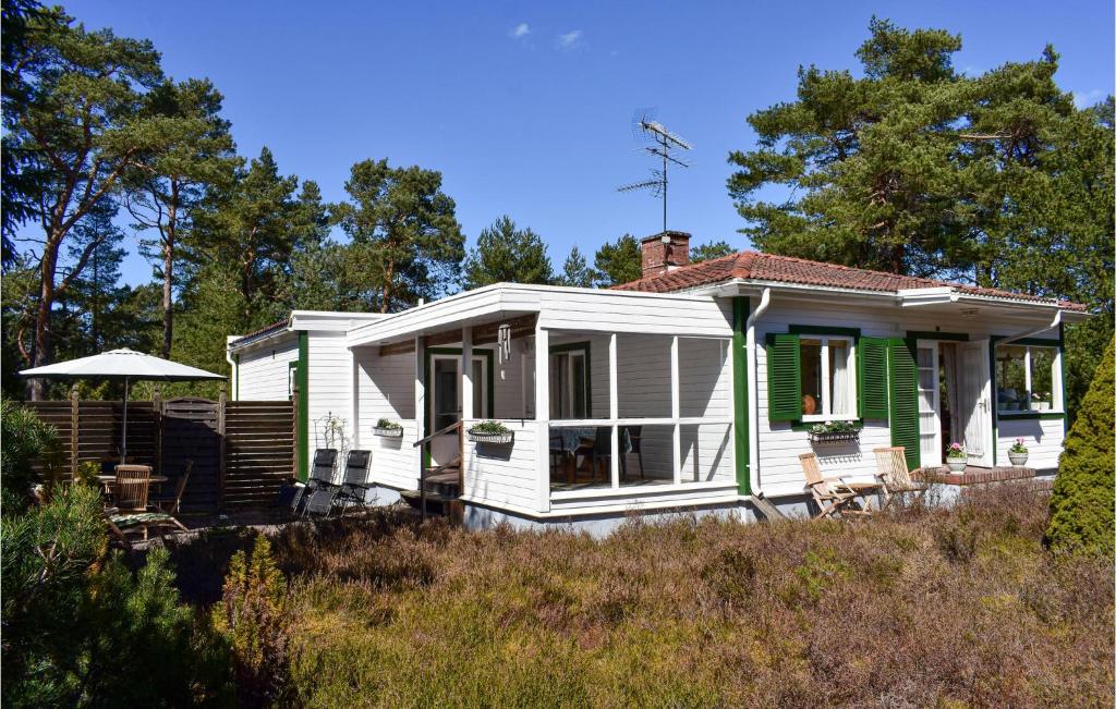 Amazing Home In Hllviken With 3 Bedrooms photo 4