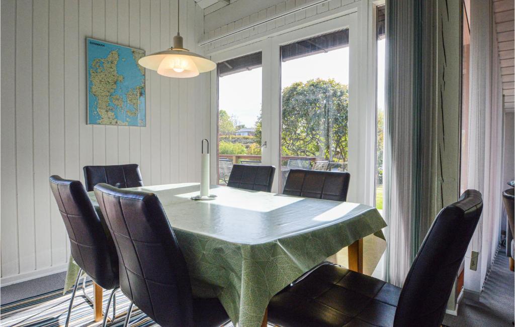 Nice Home In Hejls With 3 Bedrooms And Wifi photo 4