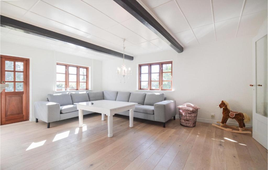 Stunning Home In Sllested With 13 Bedrooms And Wifi photo 4