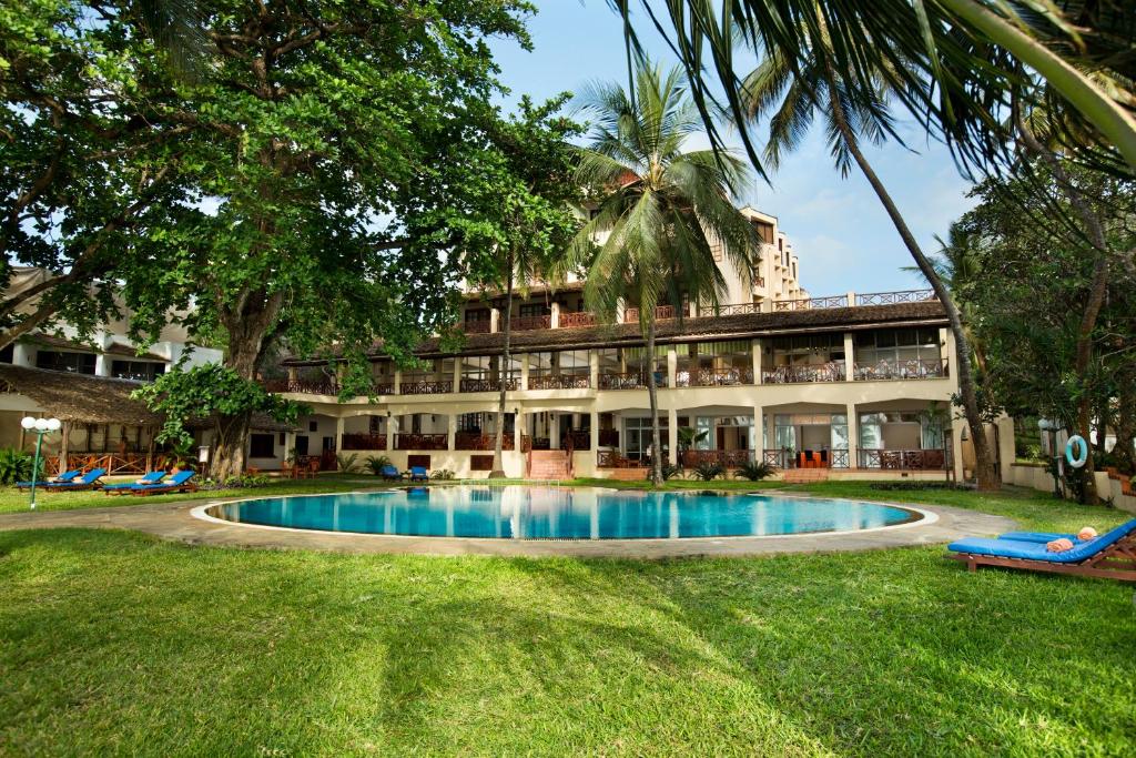 Neptune Beach Resort - All Inclusive photo 1