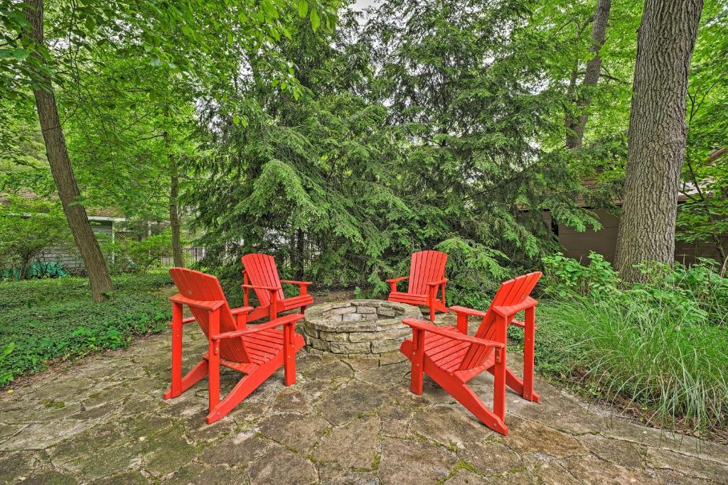 Upscale Family Retreat with Fire Pit, Walk to Beach! photo 2