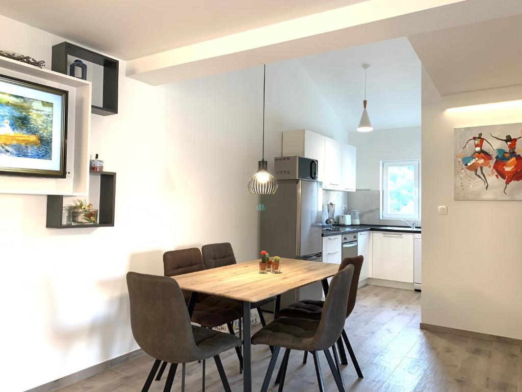 Sunrise luxury apartments - u2adria photo 1