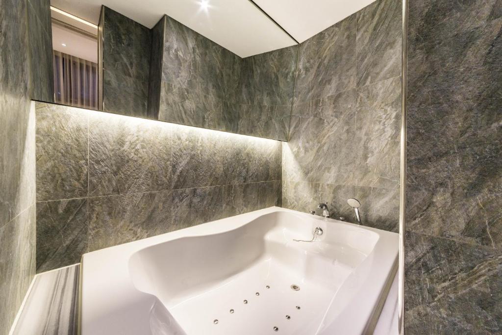 Guwol Hotel photo 2