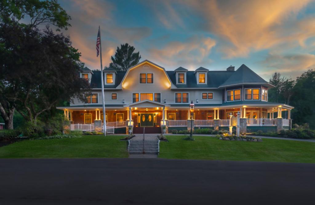 The Inn at Thorn Hill & Spa image