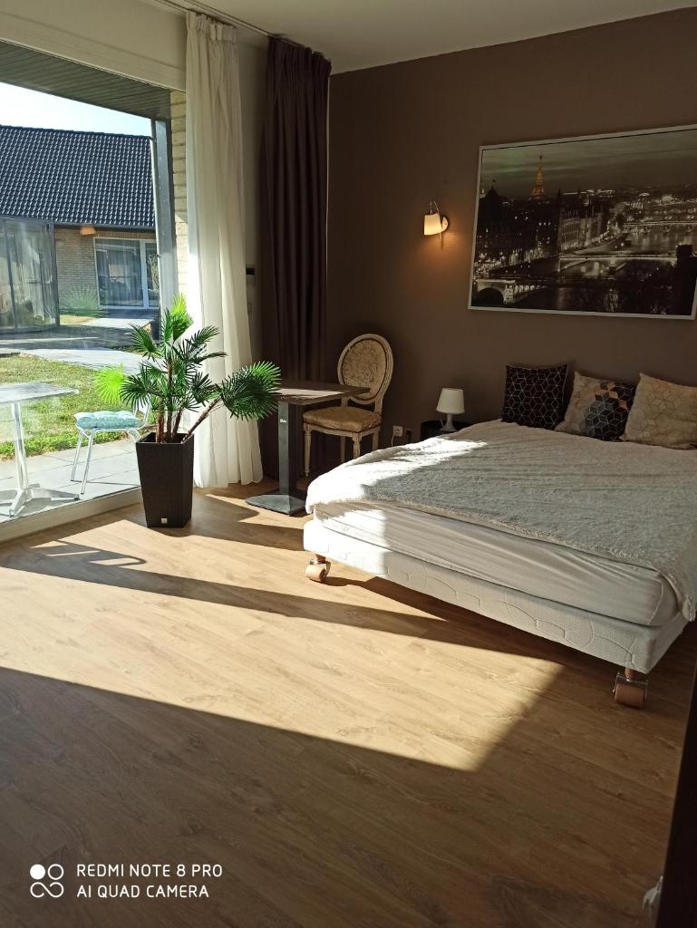 Hotel Fleur de Lys photo 2