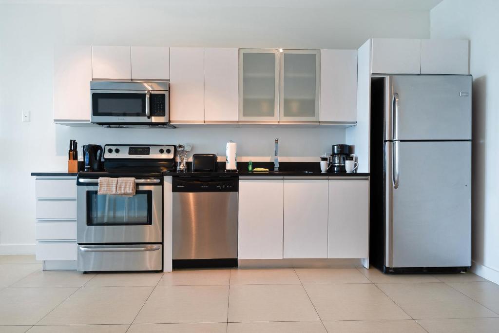 Апартаменты (Апартаменты с 1 спальней — Вид на океан), Bluebird Suites Monte Carlo Miami Beach