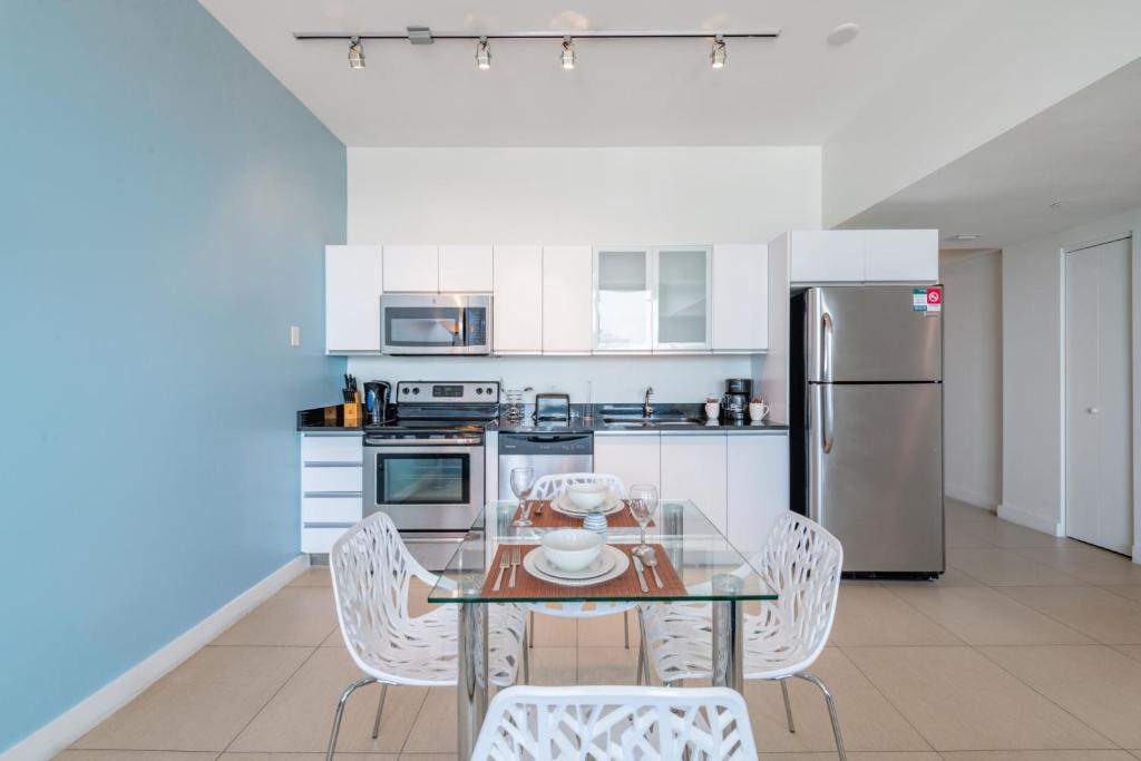Апартаменты (Апартаменты с 1 спальней — Верхний этаж, вид на океан), Bluebird Suites Monte Carlo Miami Beach