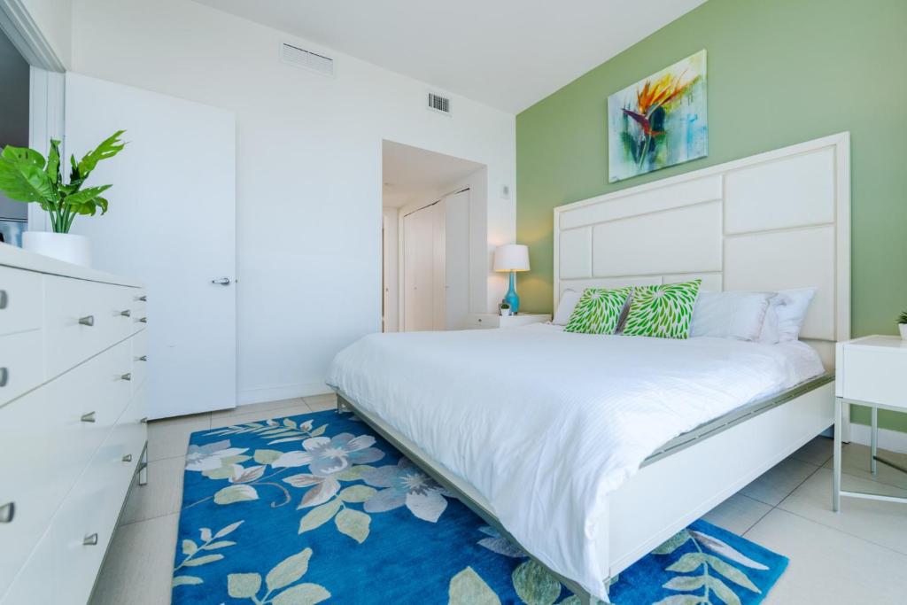 Апартаменты (Апартаменты с 1 спальней — Верхний этаж, вид на океан), Bluebird Suites Monte Carlo Miami Beach