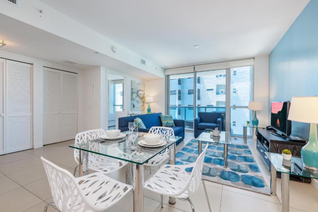 Апартаменты (Апартаменты с 1 спальней и видом на океан), Bluebird Suites Monte Carlo Miami Beach