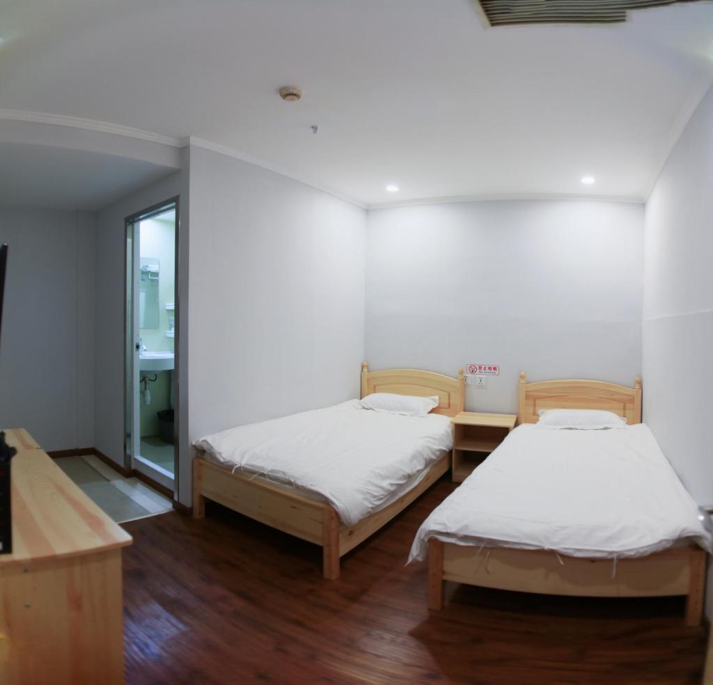 Двухместный (Chinese Mainland Citizens-Twin Room-No Window), Beijing Xingshe Hotel