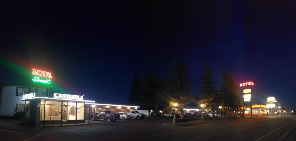 Sunset Motel photo 3