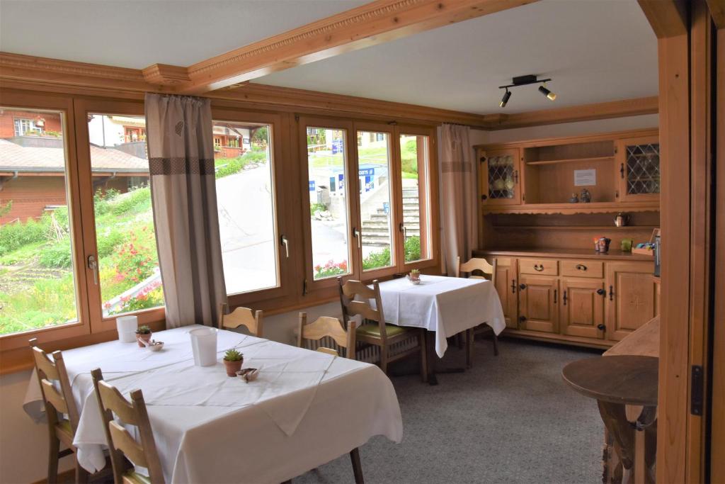 First Lodge photo 4