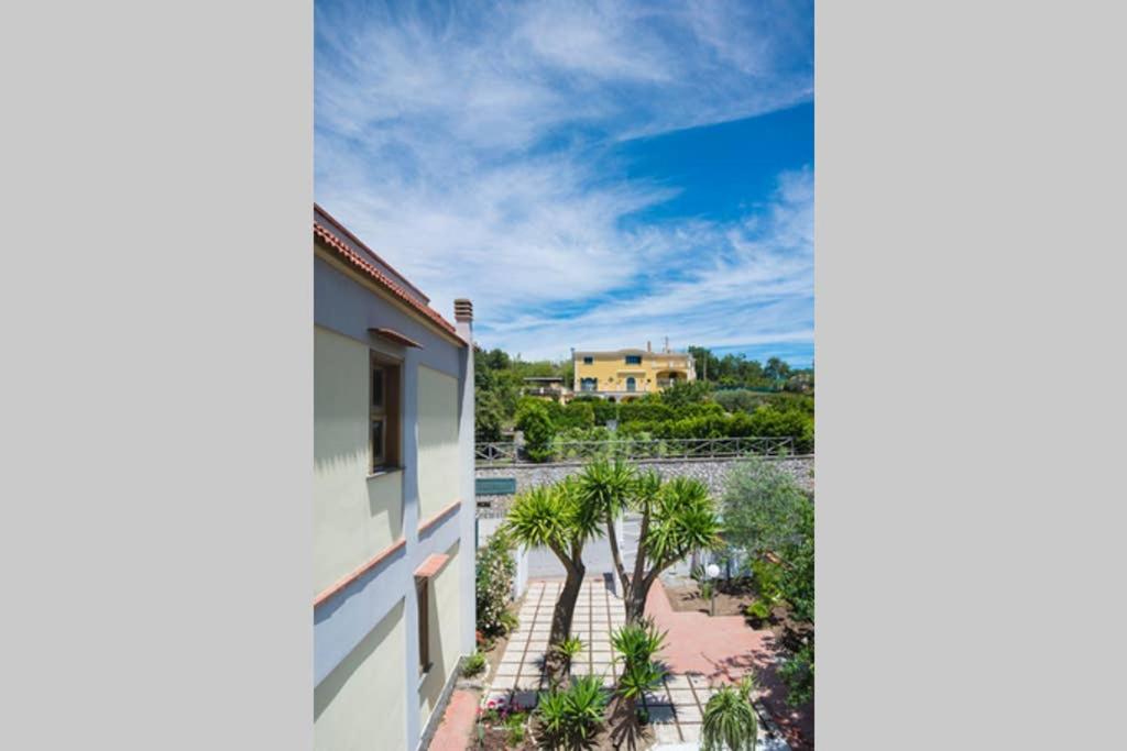 Villa Capo D'Arco - Tap to explore photos