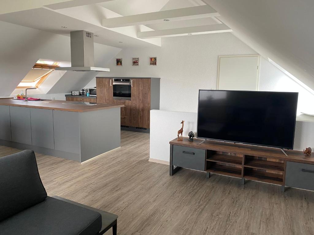 Traumhafte Dachgeschosswohnung photo 1