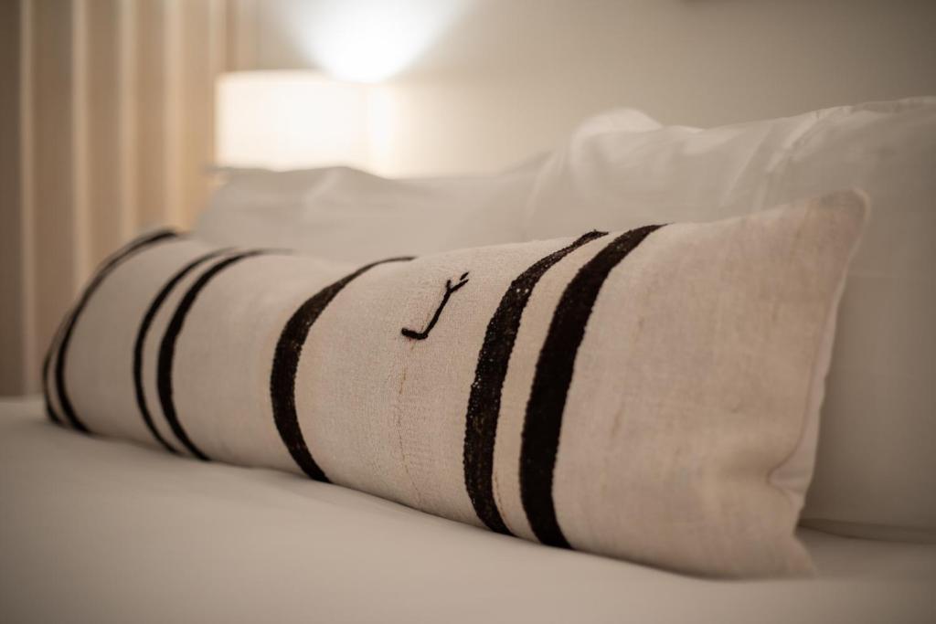 The Pearl Hotel image