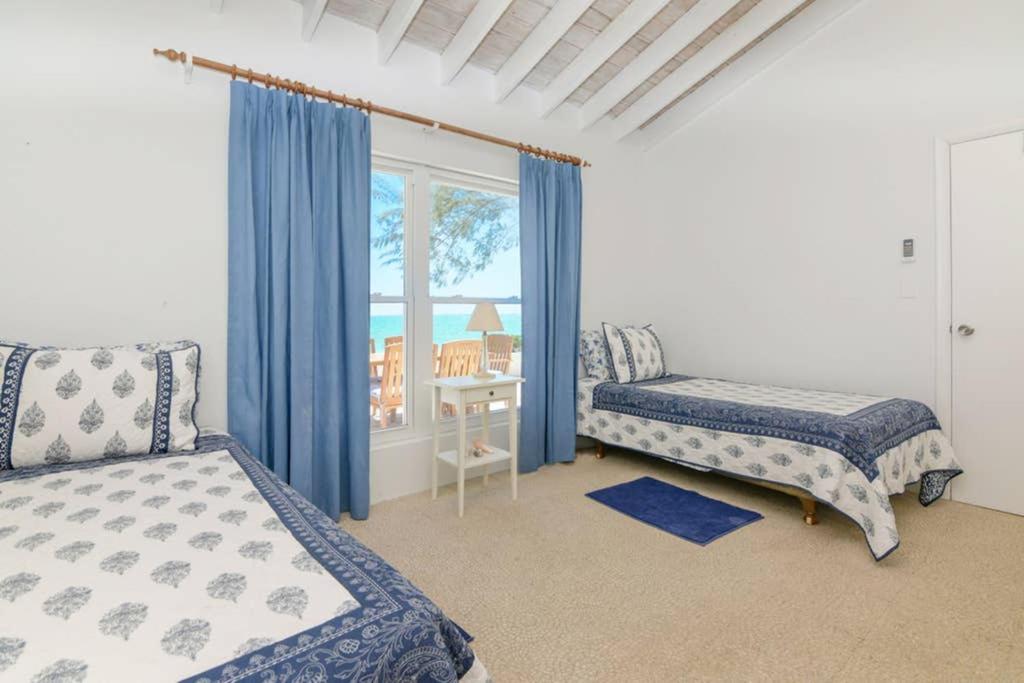 Beachfront White Palm Villa- Tar Bay, Great Exuma photo 4
