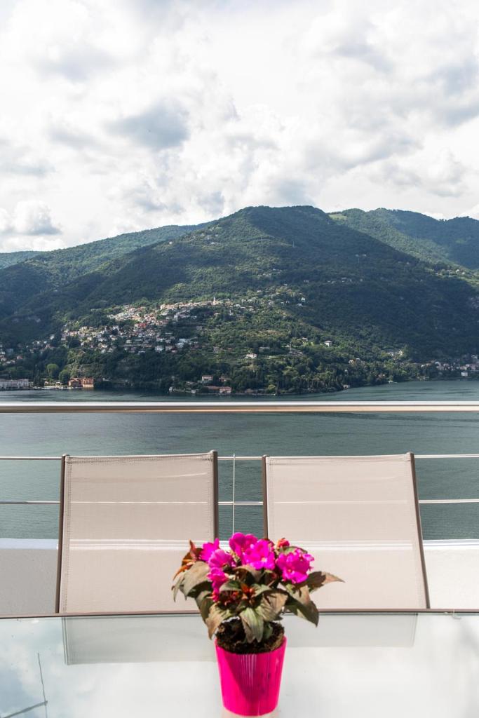 La Terrazza sul Lago di Como con garage photo 3
