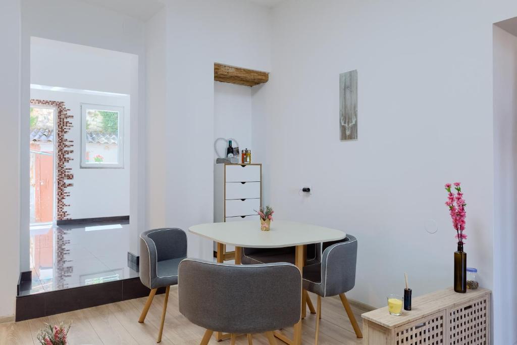 Large apartment in city centre Pula! photo 4