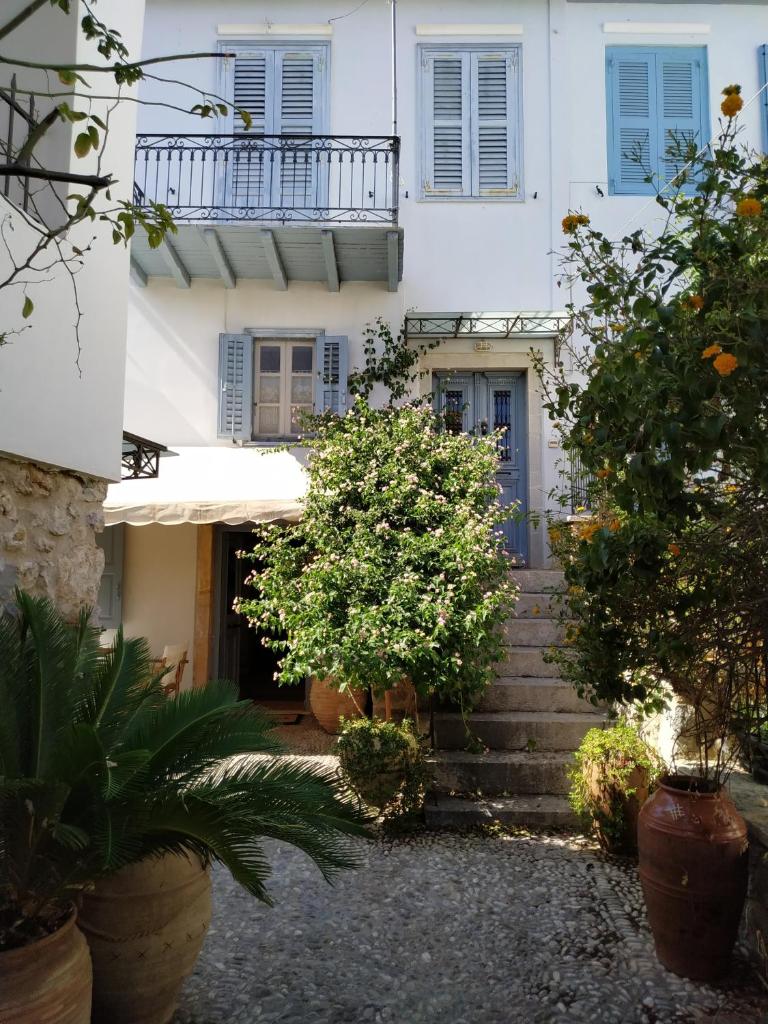Liknon Guesthouse Villa photo 1
