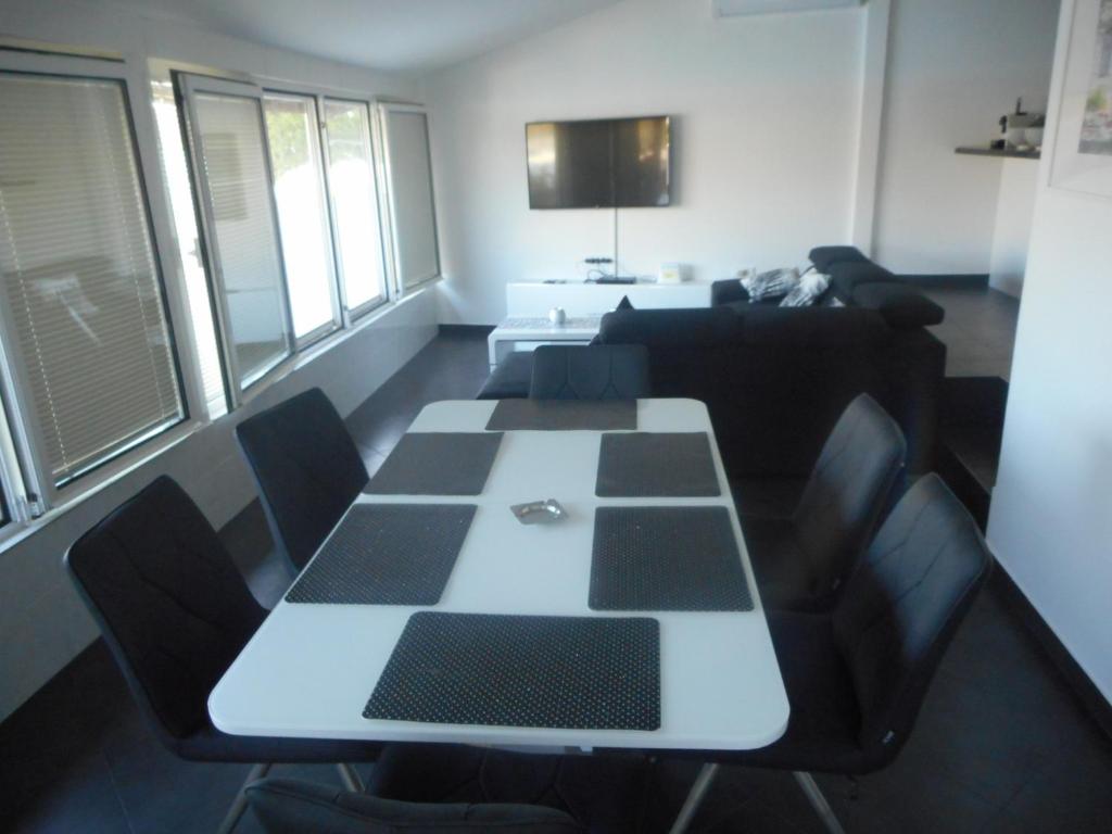 Holiday home Ivan photo 4