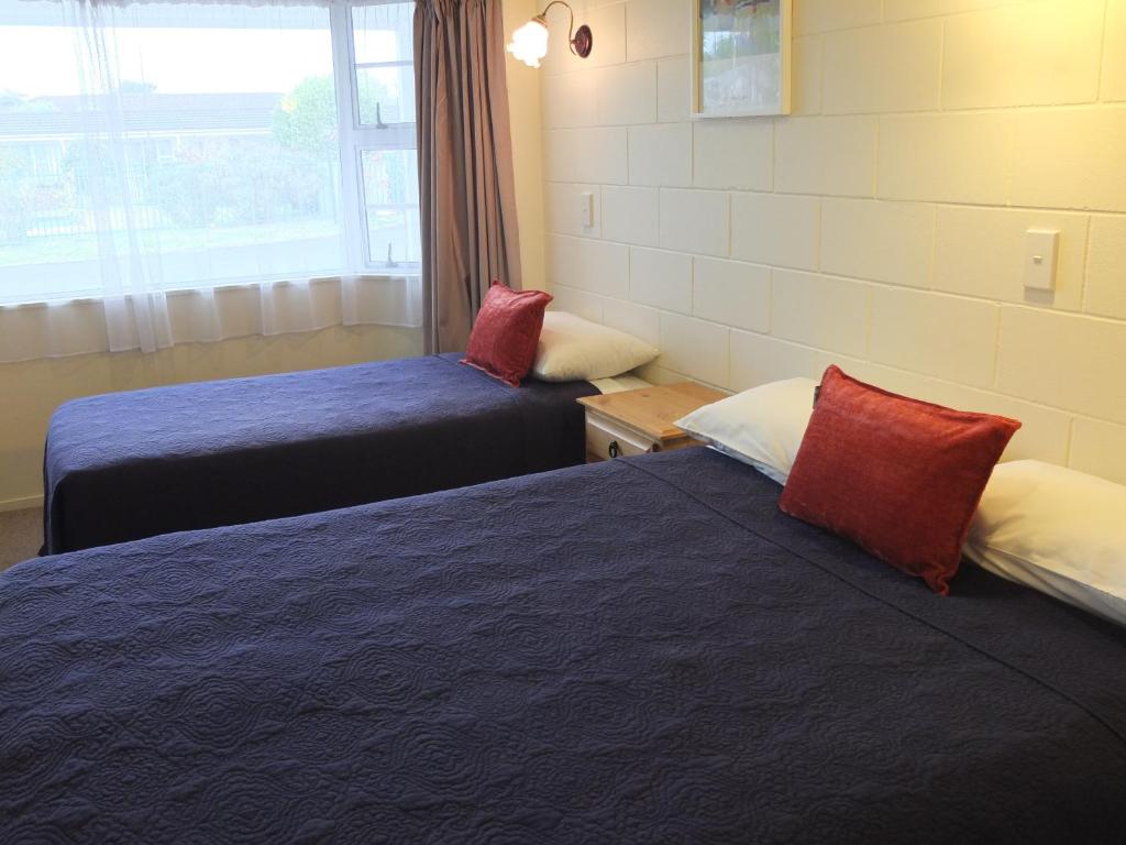Colonial Court Motel photo 1