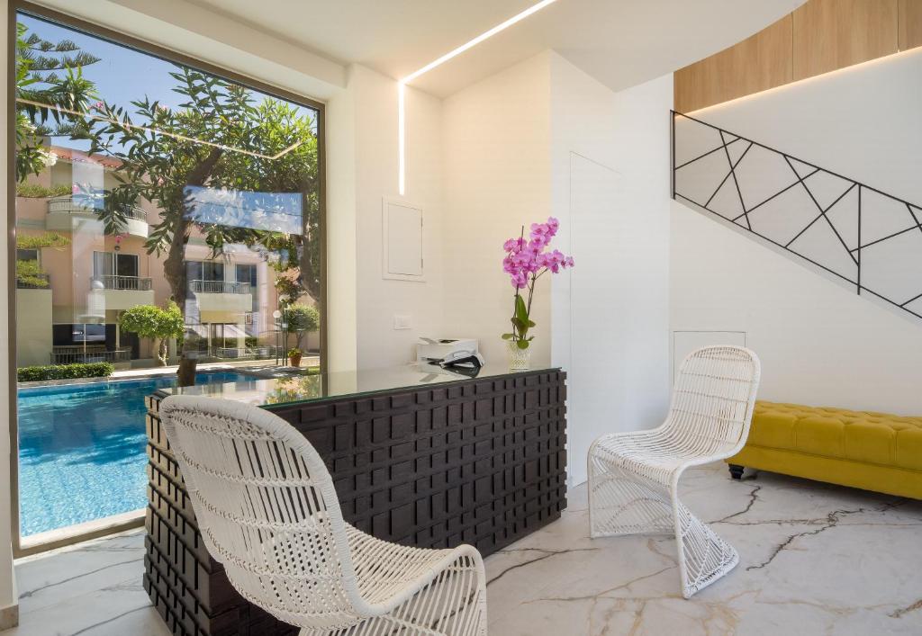 Lotus Hotel Apartments photo 2
