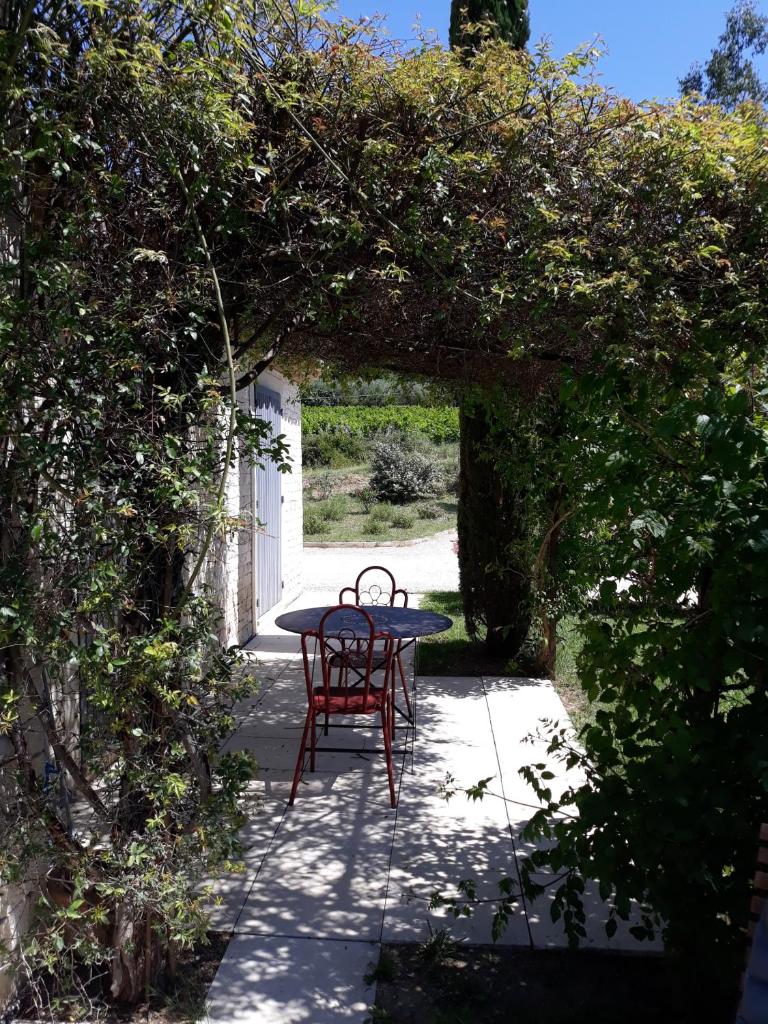 Parfums de Provence "Le Lavandin" Piscine chauffée & Spa photo 4
