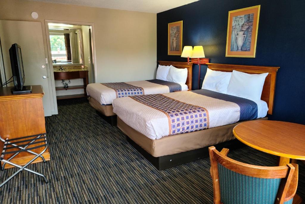 Travelodge by Wyndham Williamsburg Colonial Area photo 1