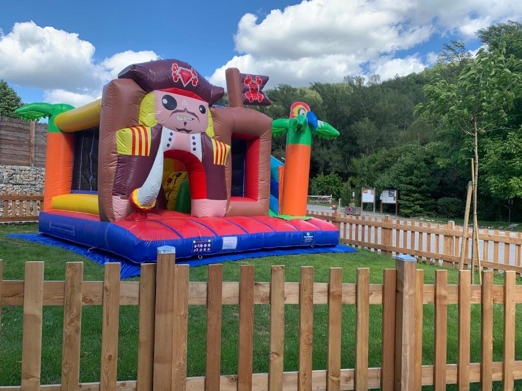 Camping du Bourg photo 4