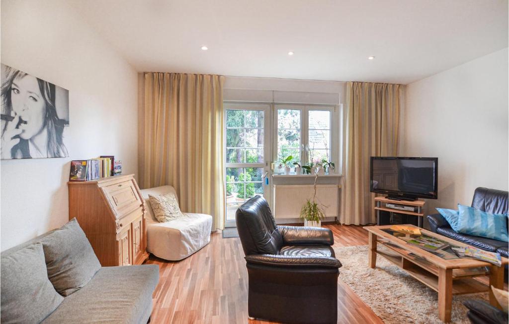 Beautiful Home In Berlin With 2 Bedrooms And Internet photo 3
