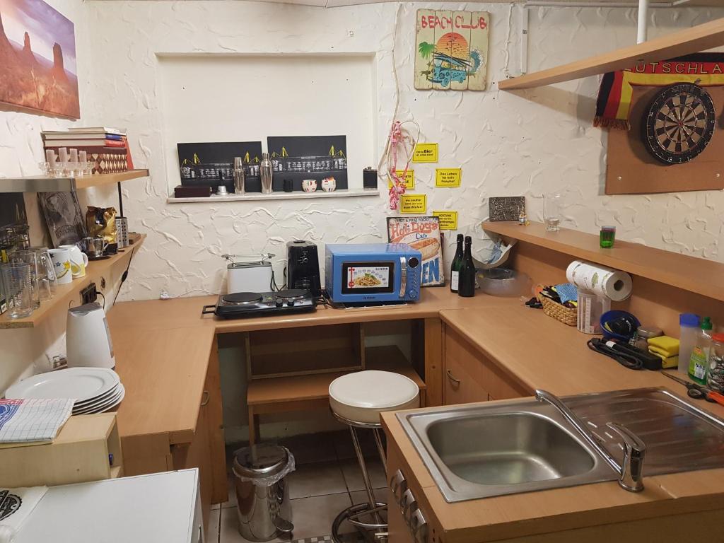 Ferienwohnung und Monteurwohnung mit großer begehbarer Dusche photo 4