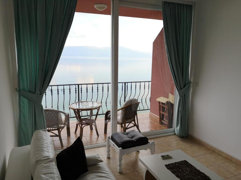 Villa Eros Apartments photo 1