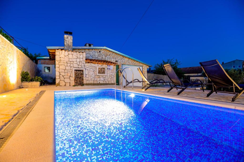 Villa Lara-3D photo 3
