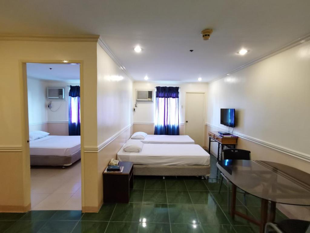 Семейный (Семейный номер), Metro Park Hotel - Cebu City