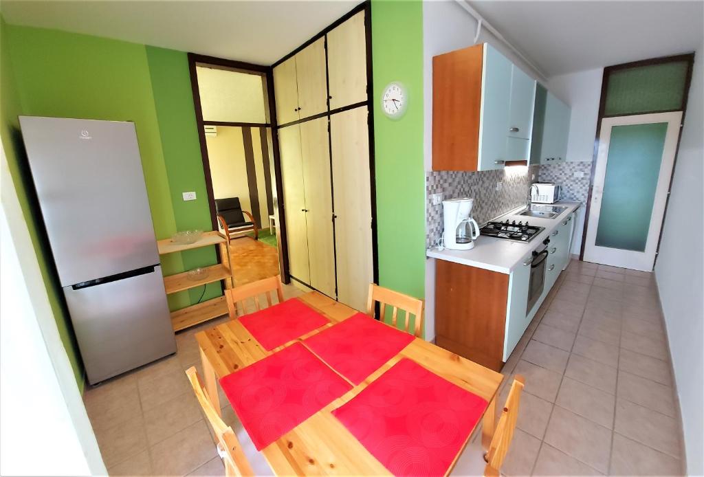 Sunset Apartment photo 3