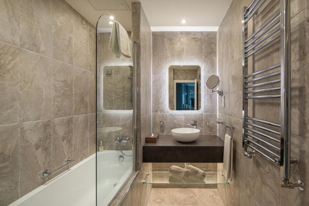 Сьюит (Суперлюкс), Mamaison Residence Izabella Budapest