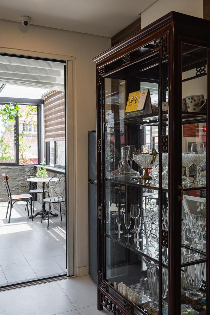 Narcissus Hotel & Apartment