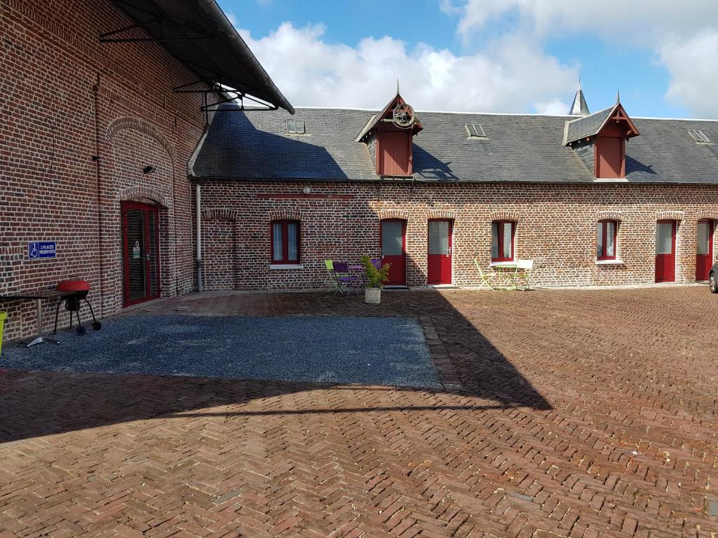 Au Petivall Studio photo 3