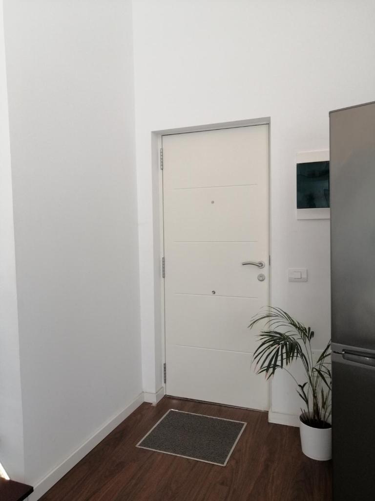 HomeForGuest ISLAND 201 Modern & Minimalist Apartments photo 2