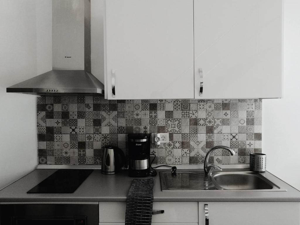 HomeForGuest ISLAND 201 Modern & Minimalist Apartments photo 3