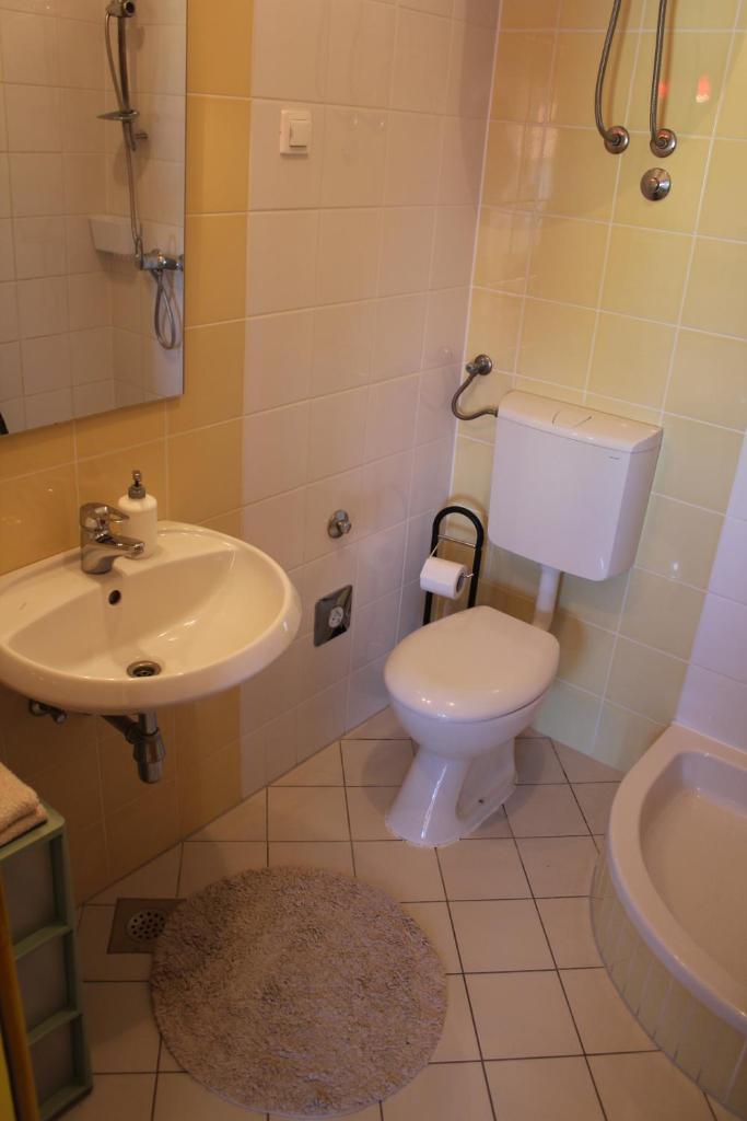 Apartments Nikolina photo 3