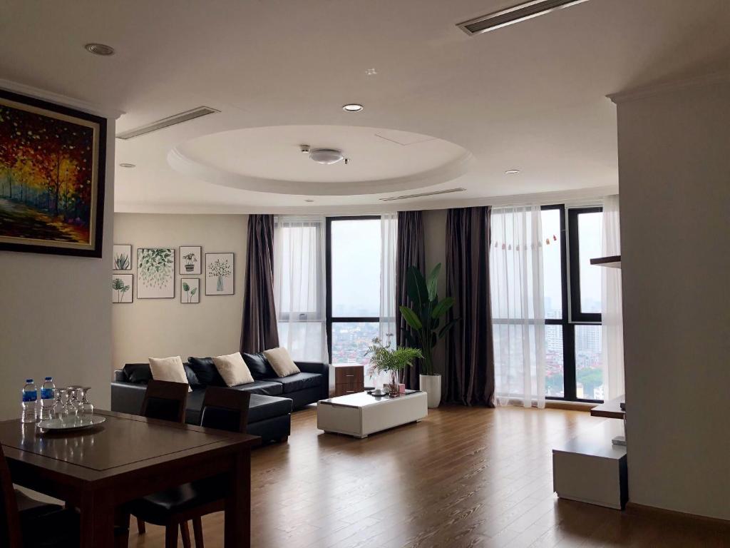Vinhomes Royal City Luxury Apartment 3 Br